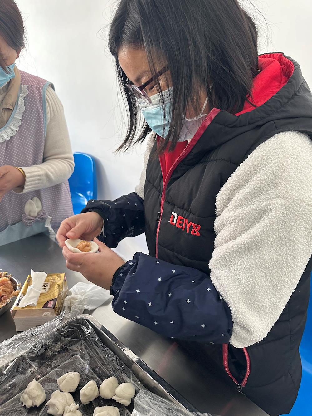 2023.12.21教职工冬至包汤圆活动